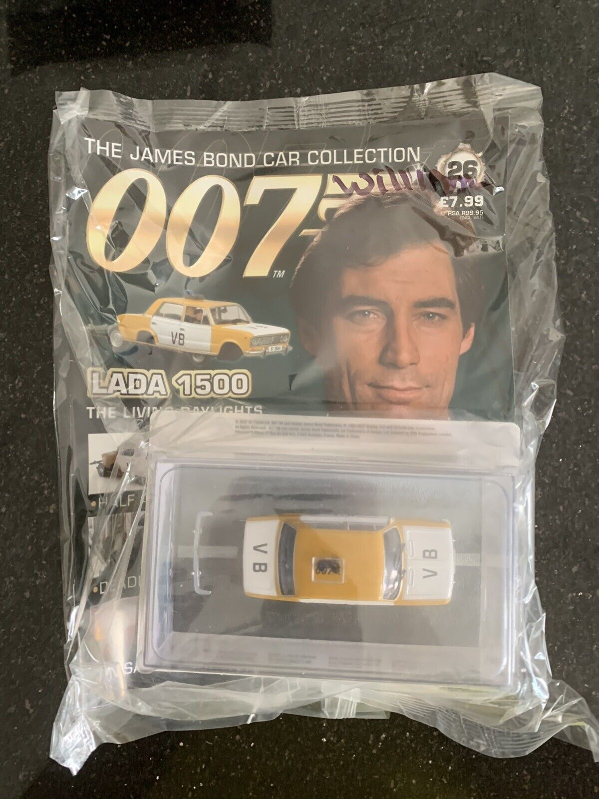 James Bond Car Collection 007 - Lada 1500  #26 Rare New