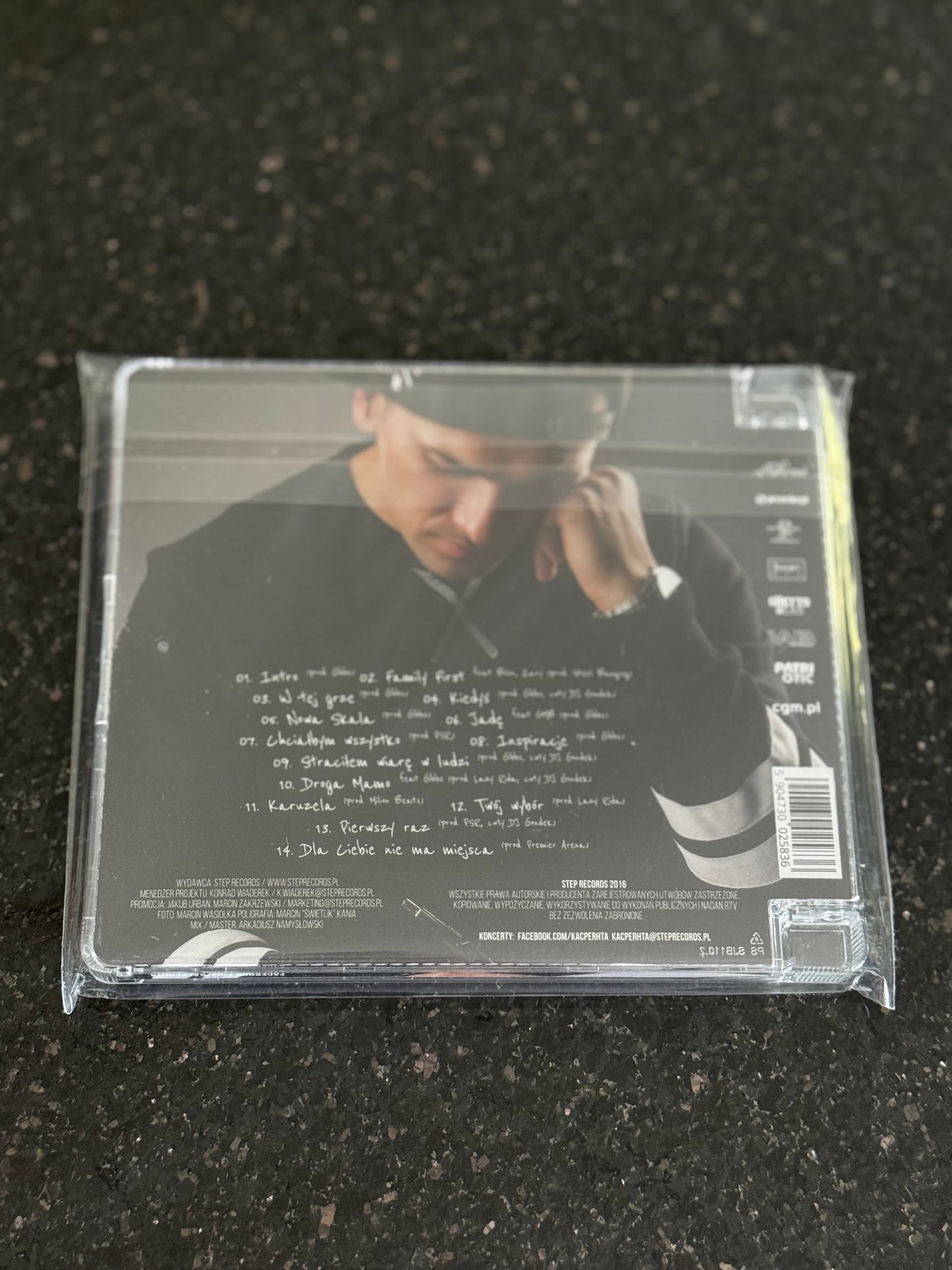 Polish 🇵🇱 Hip Hop - Kacper HTA - Family First  - Polski Hip Hop